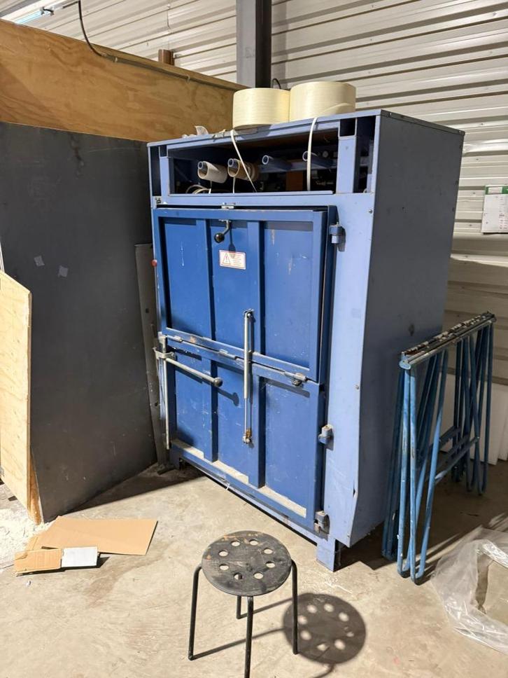 Verticale papier- en kartonpers DIXI 16S (Schleicher&Co.), Zakelijke goederen, Machines en Bouw | Industrie en Techniek, Ophalen