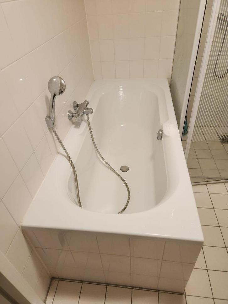 badkuip Gratis, Huis en Inrichting, Badkamer | Badkamermeubels, Zo goed als nieuw, Overige typen, 200 cm of meer, 50 tot 100 cm