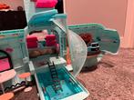 L.O.L. Surprise Camper + accessoires, Ophalen of Verzenden, Gebruikt, Babypop