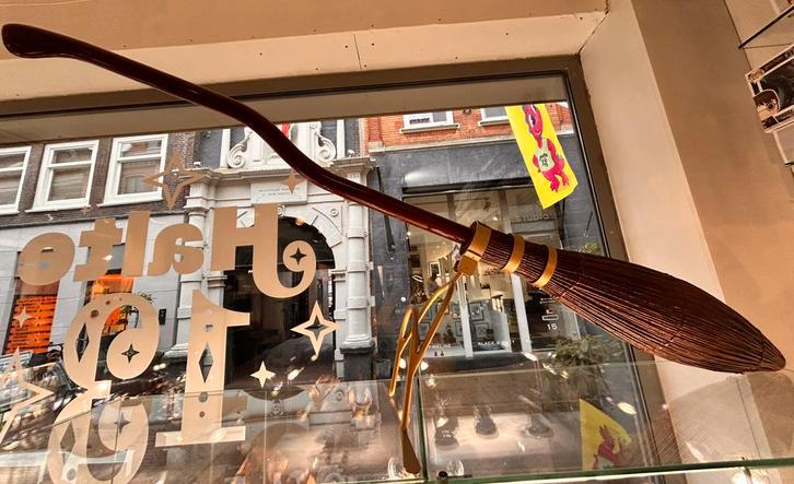 Harry Potter Nimbus 2000 Limited Edition, Verzamelen, Harry Potter, Nieuw, Replica, Ophalen of Verzenden