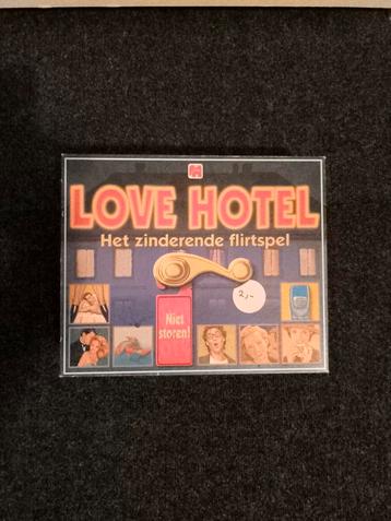 Love Hotel - Het Zinderende Flirtspel beschikbaar voor biedingen