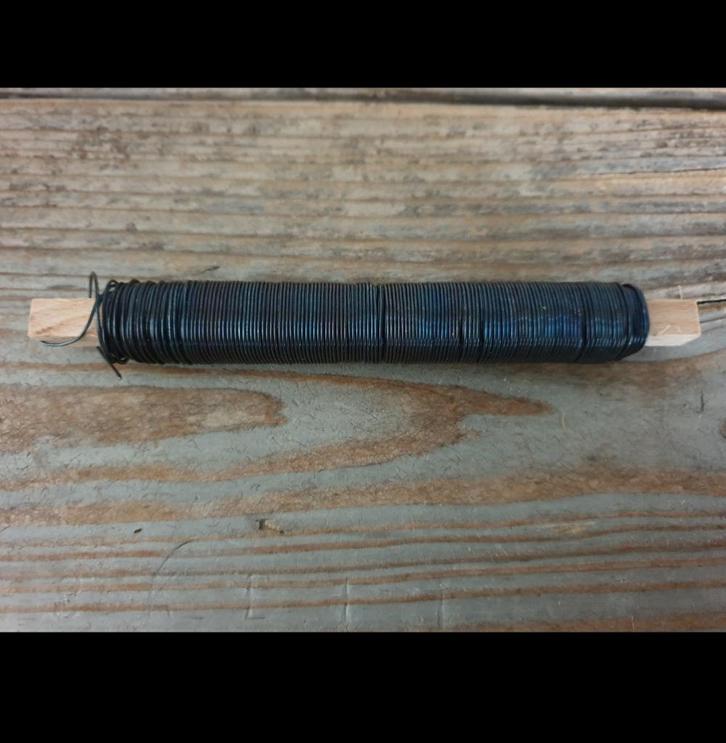 Wikkeldraad  - binddraad blauw gegloeid klos - krans, Huis en Inrichting, Woonaccessoires | Kransen, Nieuw, Ophalen of Verzenden