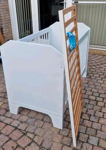 # MOOI WIT BABYBEDJE INCL Z.G.A.N. MATRASJE - BIJNA GRATIS # beschikbaar voor biedingen