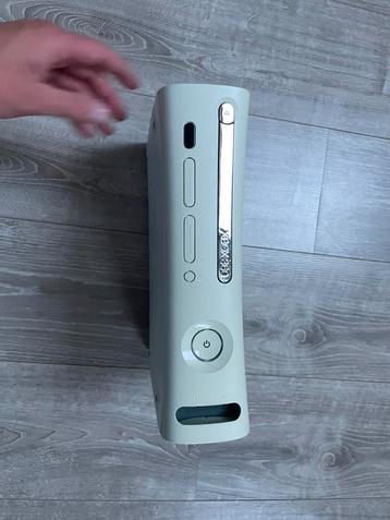 Xbox 360 + spellen beschikbaar voor biedingen
