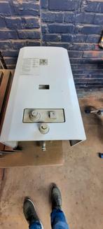 Geiser vaillant, Doe-het-zelf en Verbouw, Geisers en Boilers, Minder dan 20 liter, Ophalen of Verzenden, Zo goed als nieuw, Geiser