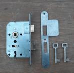 1x Nemef Insteekslot RVS Voorplaat met Sluitplaat 2 Sleutels, Ophalen, Zo goed als nieuw