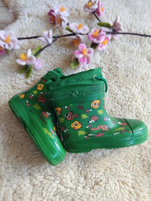 Regenlaarsjes maat 23 - Groen met dierenprint, Kinderen en Baby's, Kinderkleding | Schoenen en Sokken, Gebruikt, Laarzen, Jongen of Meisje