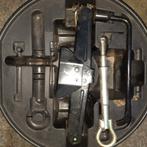 Volvo krik o.a S60 met houder en trekoog., Ophalen of Verzenden, Volvo