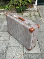 Vintage grote koffer bruin slotjes 1950 1960, Sieraden, Tassen en Uiterlijk, Ophalen of Verzenden, Zo goed als nieuw, Leer, 70 cm of meer