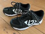 Bravo Elite Hockey Veldschoenen Maat 33, Ophalen of Verzenden, Zo goed als nieuw, Schoenen