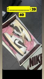 Nike Travis Scott Air Jordan 1 Low mocha’s, Kleding | Heren, Schoenen, Ophalen of Verzenden, Nieuw, Wit, Sneakers of Gympen