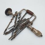 Oude booromslag met boren, Ophalen of Verzenden