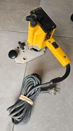 DEWALT COMPACTE FREESMACHINE MET FREES, Ophalen of Verzenden, Zo goed als nieuw