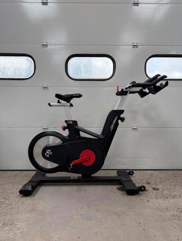 Life Fitness Ic6 Spinningbikes / Spinningräder / Spinning beschikbaar voor biedingen
