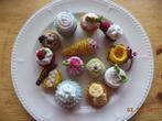 Gehaakte mini-gebakjes van Catania en Catona katoen., Hobby en Vrije tijd, Breien en Haken, Ophalen of Verzenden, Nieuw, Haken