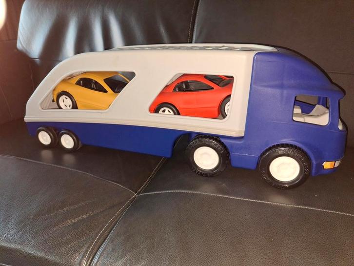 Little Tikes Autotransporter met 2 auto's, Kinderen en Baby's, Speelgoed | Overig, Zo goed als nieuw, Jongen of Meisje, Ophalen of Verzenden