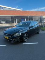 Volvo V60 D6 215pk Plug-in Hybrid 2015 FULL OPTION !!!, 1849 kg, 1800 kg, Zwart, 166 €/maand
