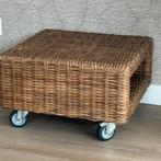 Rotan tafel, salontafel, bijzettafel, Huis en Inrichting, Tafels | Bijzettafels, Overige materialen, Minder dan 55 cm, Boho Ibiza