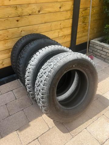 Continental LM90 terreinbanden 225-75-16 beschikbaar voor biedingen