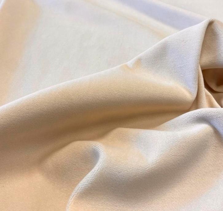 Minotti Italia meubelstof🔥, Hobby en Vrije tijd, Stoffen en Lappen, Nieuw, Overige materialen, 120 cm of meer, 200 cm of meer