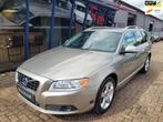 Volvo V70 2.5FT Summum 230PK LEER / XENON / TREKHAAK, Auto's, Gebruikt, Zwart, Bruin, 2521 cc