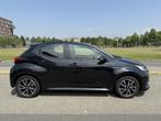 Toyota Yaris 1.5 Hybrid Carplay / 16'' LMV / Bovag garantie, 12 maanden, Gebruikt, Euro 6, Zwart