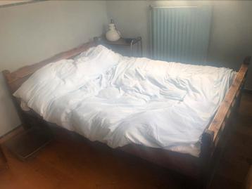 Houten bed met matras 140x200