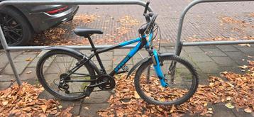 Goede Btwin jongens jongens fiets beschikbaar voor biedingen