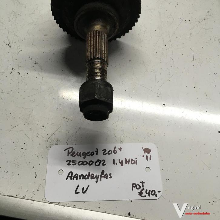 Peugeot 206+  2011  1.4 hdi  2500082    Aandrijfas Linksvoor, Auto-onderdelen, Transmissie en Toebehoren, Gebruikt, Ophalen of Verzenden