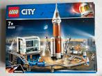 Lego city 60228 ruimteraket en vluchtleiding, Ophalen of Verzenden, Zo goed als nieuw