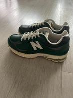 NEW BALANCE 2002R GROEN LEER maat 40, Kleding | Dames, Schoenen, New Balance, Ophalen of Verzenden, Groen, Sneakers of Gympen