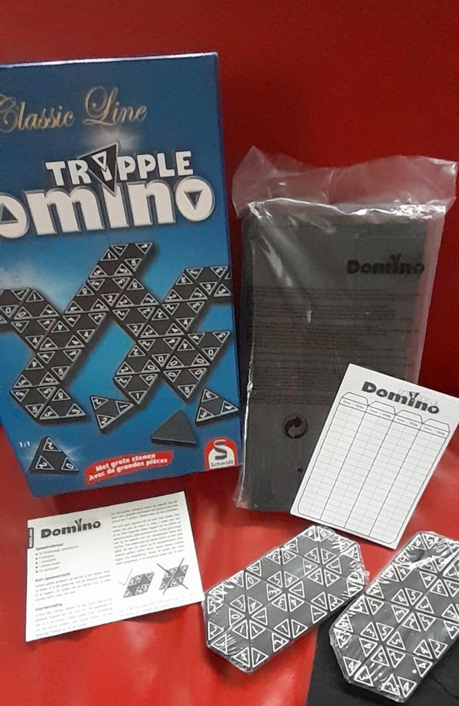 Tripple Domino van Schmidt,  gloednieuw, grote stenen!, Hobby en Vrije tijd, Gezelschapsspellen | Bordspellen, Zo goed als nieuw