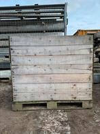 Houten grote fruitkisten kisten op pallet, Ophalen