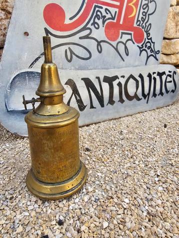 Authentieke antieke koperen Lampe-pigeon Datering ca 1880 beschikbaar voor biedingen