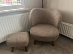 Fauteuil taupe kleur incl voetenbankje, Ophalen, 75 tot 100 cm, Zo goed als nieuw, Stof