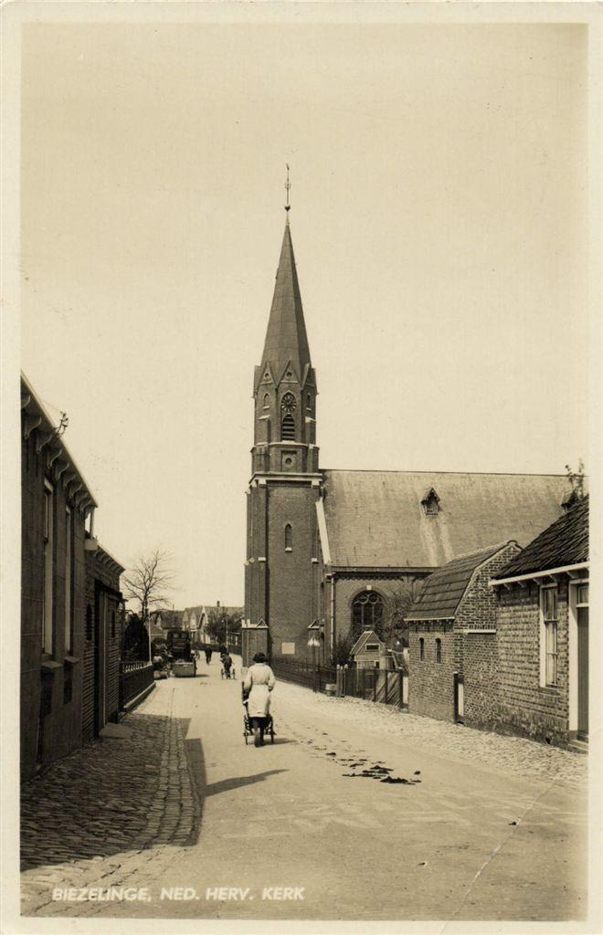 Biezelinge, Ned. Herv. Kerk - B-keus - 1938 gelopen, Verzamelen, Ansichtkaarten | Nederland, Ongelopen, Noord-Brabant, Voor 1920
