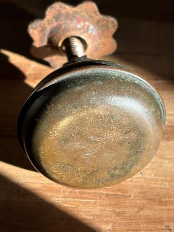 Vintage Deurknop beschikbaar voor biedingen