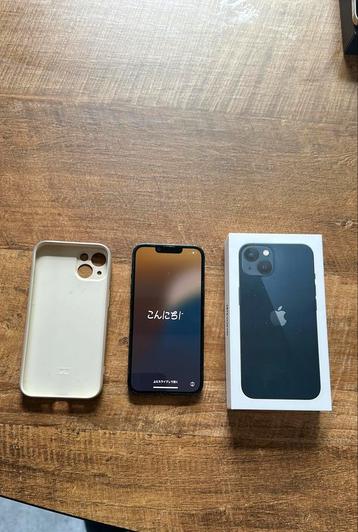 Apple iPhone 13 midnight 128 GB beschikbaar voor biedingen