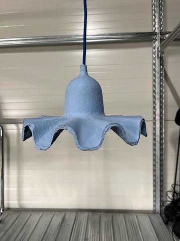 Duurzame Hanglamp - Eeg of Columbus beschikbaar voor biedingen