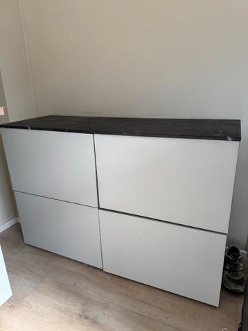 Gratis IKEA Besta - afbeelding 1