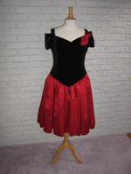 Cocktailjurk kort rood/zwart, Maat 38/40 (M), Cocktailjurk, Ophalen of Verzenden, Zo goed als nieuw