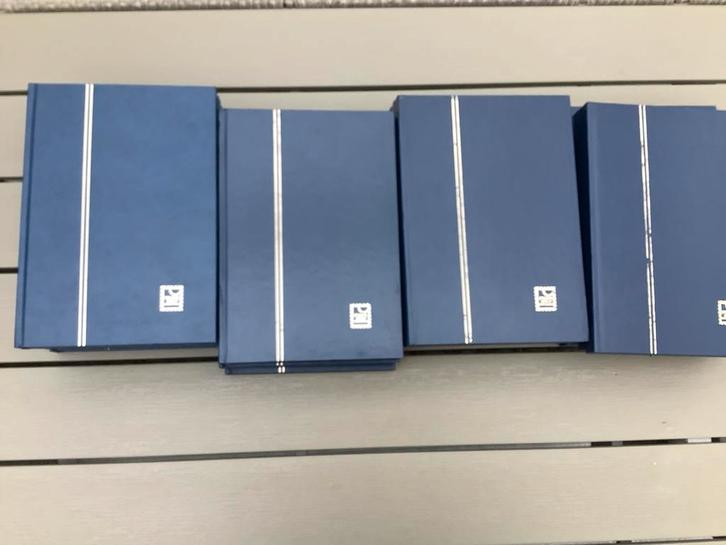 16 Stockboeken Mandor A5 - Verzamelalbum: blauw, Postzegels en Munten, Postzegels | Toebehoren, Verzamelalbum, Ophalen of Verzenden