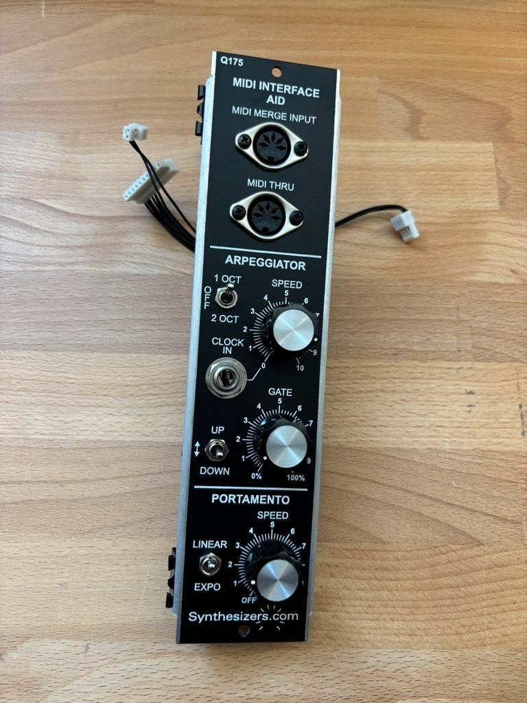 Synthesizers.com Q175 Midi aid