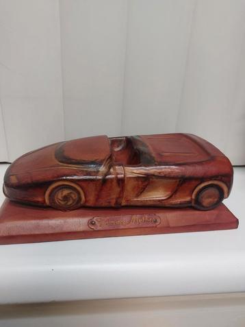 Vintage Ferrari Mythos Lear Model beschikbaar voor biedingen