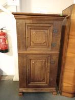 Antieke kast , 19e eeuw, Hout, Ophalen