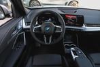 BMW iX1 eDrive20 M Sport / Panoramadak / Trekhaak / Sportsto, Zwart, Leder, Nieuw, SUV of Terreinwagen