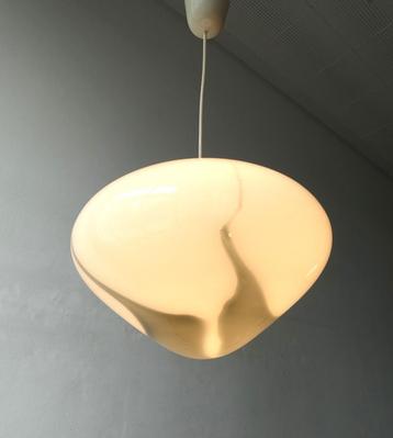 Vintage Peill & Putzler hanglamp wit melkglas jaren 70 beschikbaar voor biedingen