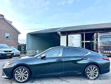 Lexus ES 300H Hybrid 243pk aut + f1 Luxury Line - schuifdak  beschikbaar voor biedingen