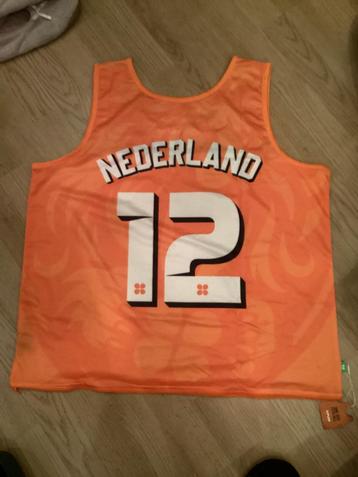 Oranje t-shirt/tas beschikbaar voor biedingen