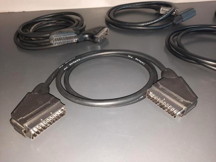 6x Scart Kabels - Diverse Lengtes, Audio, Tv en Foto, Audiokabels en Televisiekabels, Ophalen of Verzenden